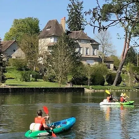 Eau Petit Bois Maison Bord Du Loing With Canoe Bourron-Marlotte